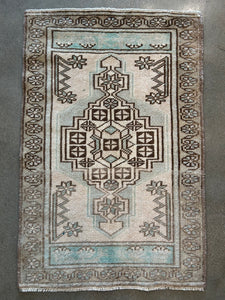 Vintage Mini Rug No. 663
