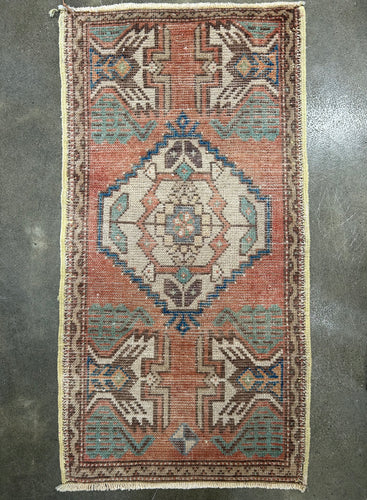 Vintage Mini Rug No. 678