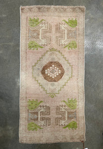 Vintage Mini Rug No. 680