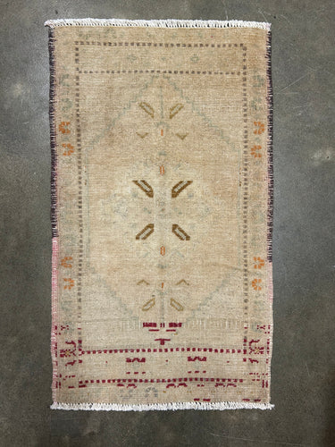 Vintage Mini Rug No. 694