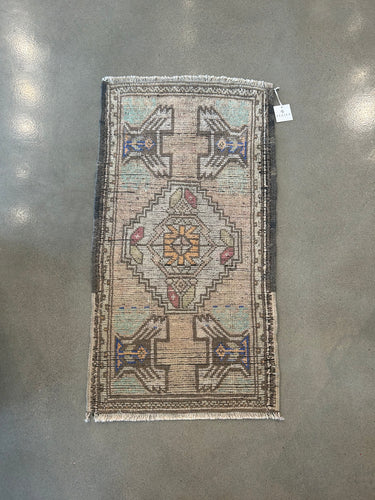 Vintage Mini Rug No. 602